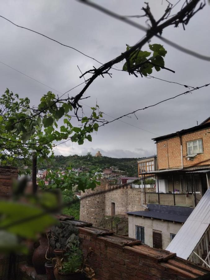 Beautiful Apartment In Old Tbilisi Buitenkant foto