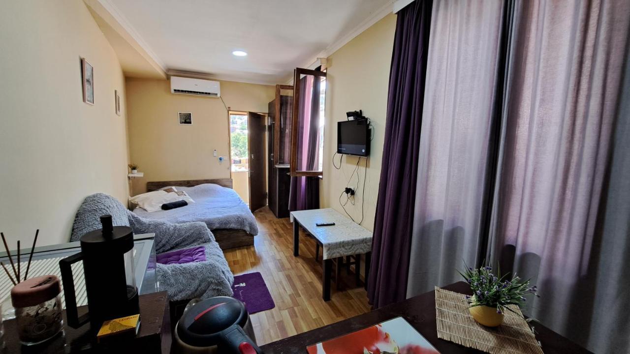 Beautiful Apartment In Old Tbilisi Buitenkant foto